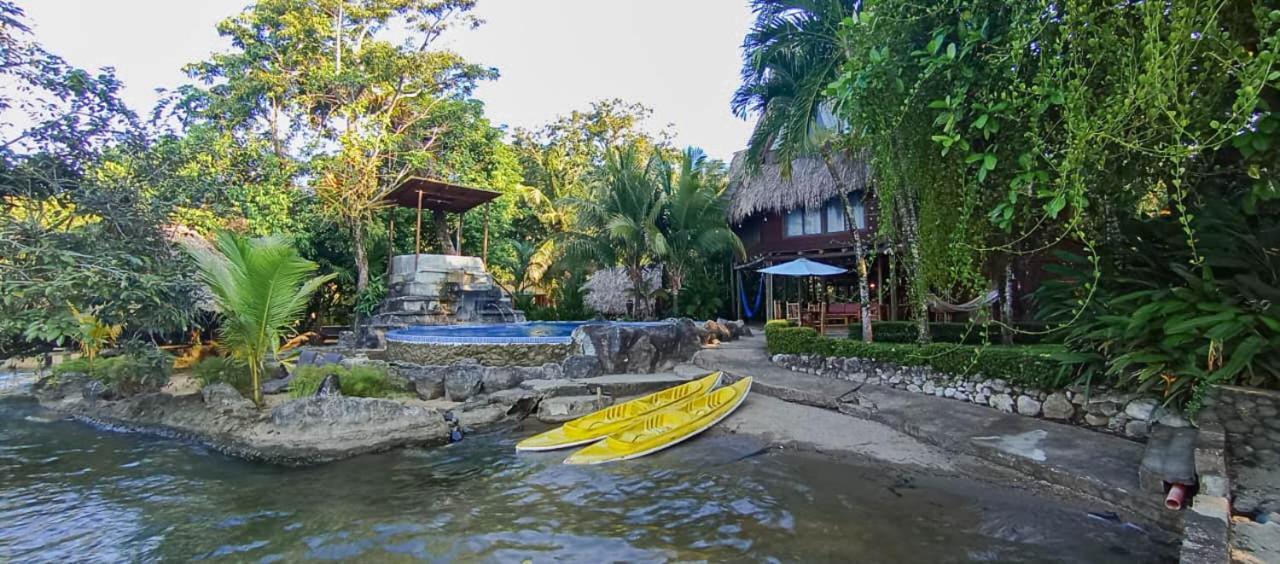 Casa Caribe Hotel Rio Dulce Extérieur photo